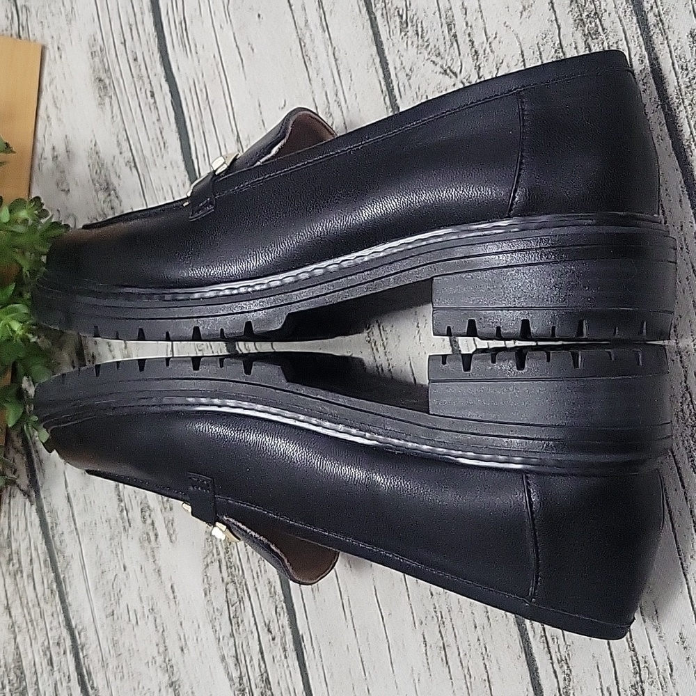 Kelly & Katie Loafers, Size 9.5 - Picture 4 of 10
